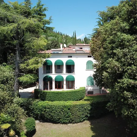 Daire Parco San Vigilio Garda (Verona)